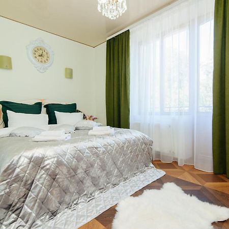 Apart Hotel Era Chisinau Ngoại thất bức ảnh