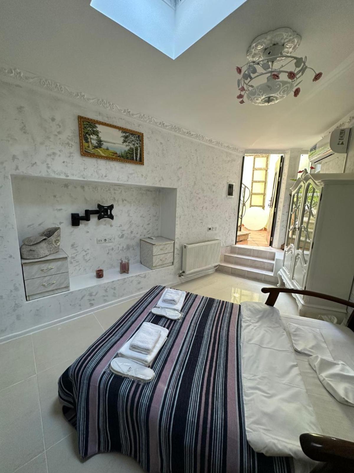 Apart Hotel Era Chisinau Ngoại thất bức ảnh