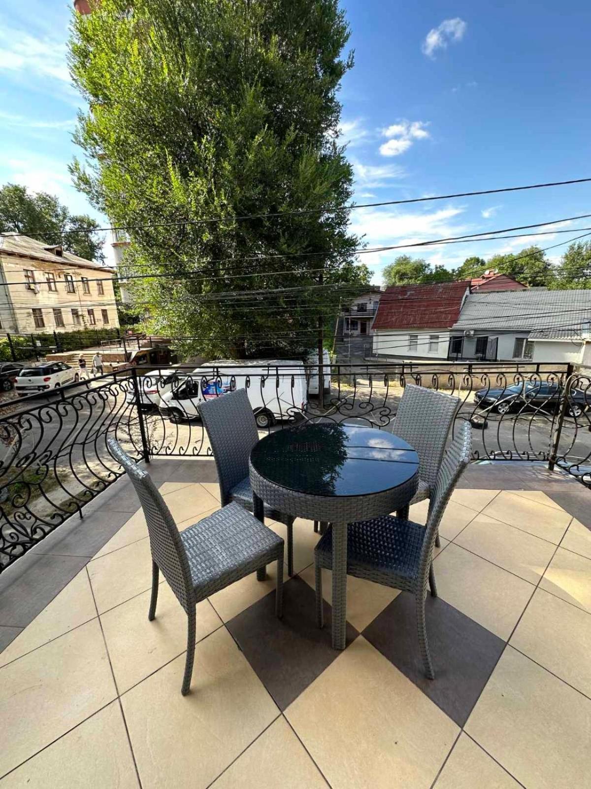 Apart Hotel Era Chisinau Ngoại thất bức ảnh